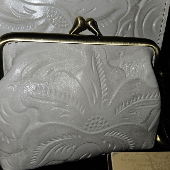 Patricia Naah Elegant White Embossed Bag Set Crossbody With Change Purse - Picture 13 of 13
